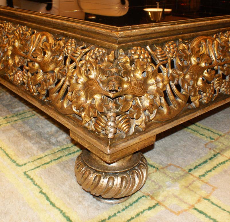 Tavoloni Vintage Great coffee table intagliato del XX Secolo , Pezzo di storia autentico - Robertaebasta® Art Gallery opere d’arte esclusive.